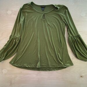 Forbidden Society Blouse size 1X (DS)